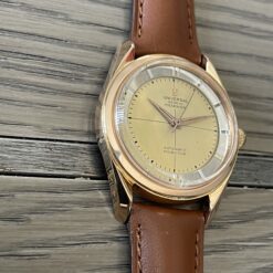 Alternative view of Universal Genève Polerouter De Luxe rose gold