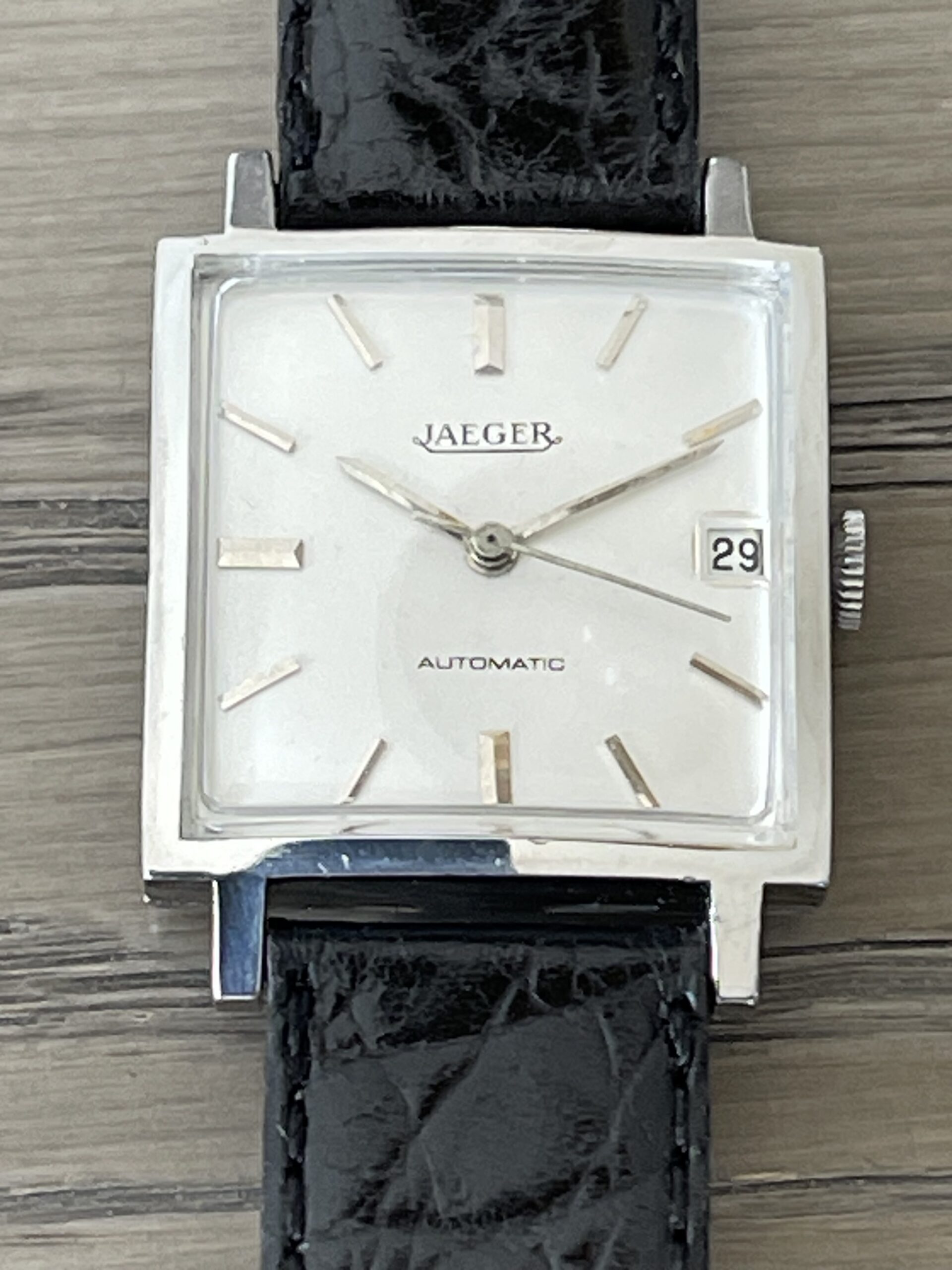 JAEGER Classic carré acier